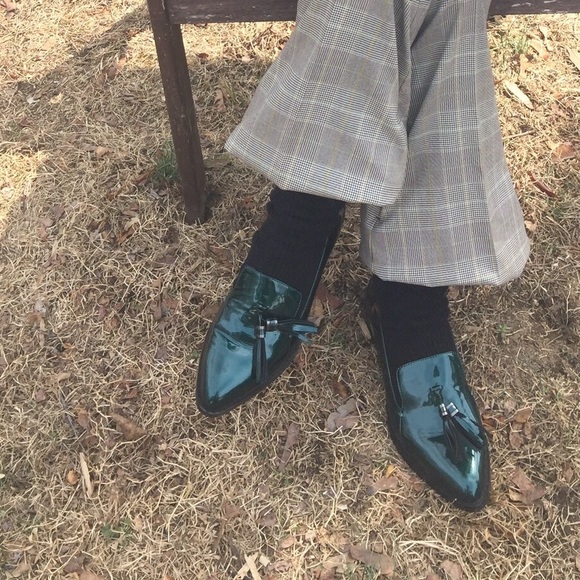 Boutique 9 dark green patent tassel loafers - Picture 1 of 4